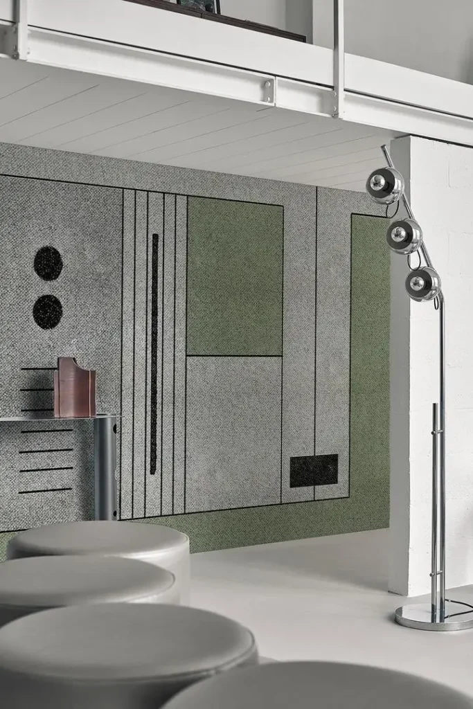 Black Rectangle Green Square Gray Circles