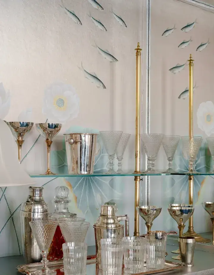 Green Frog Gray Fish White Flowers